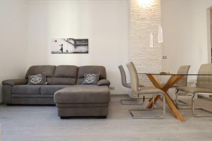 Exclusive Apt Really Downtown - Free Private Parking Included! Génova Exterior foto